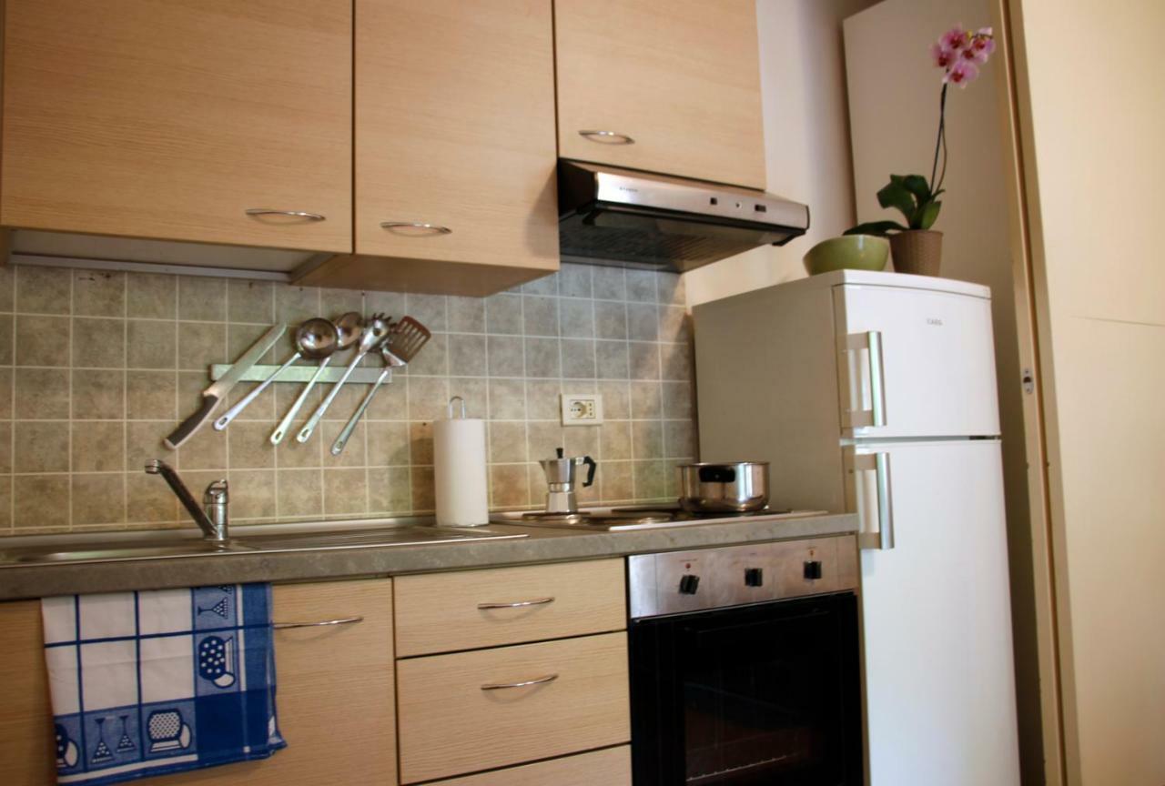 Appartement Basement Turati 3 -Consulates District à Milan Extérieur photo